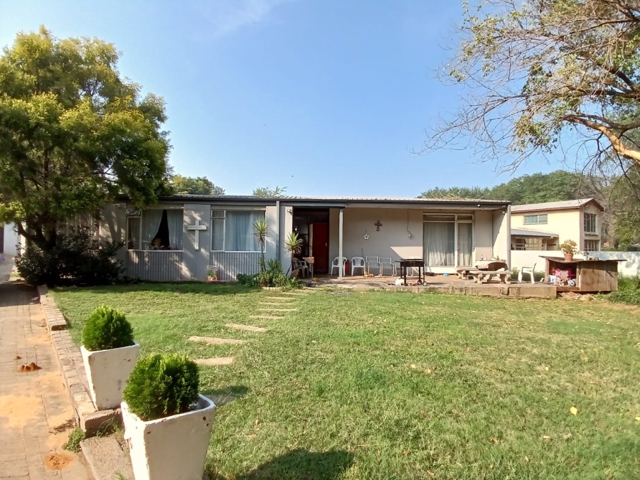 3 Bedroom Property for Sale in Sasolburg Ext 15 Free State